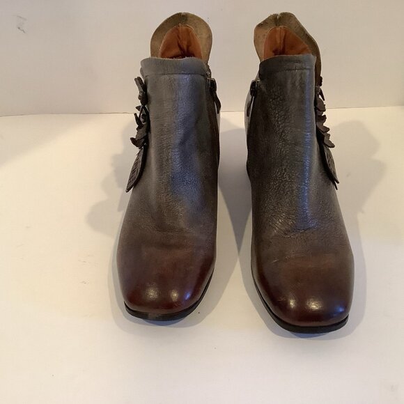 L'Artiste Spring Step Loralie Boots Womens 39 Size 8.5 Gray Brown Leather Floral - Picture 5 of 9
